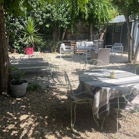 Appartement Avec Jardin En Ville LʼIsle-sur-la-Sorgue Exteriér fotografie