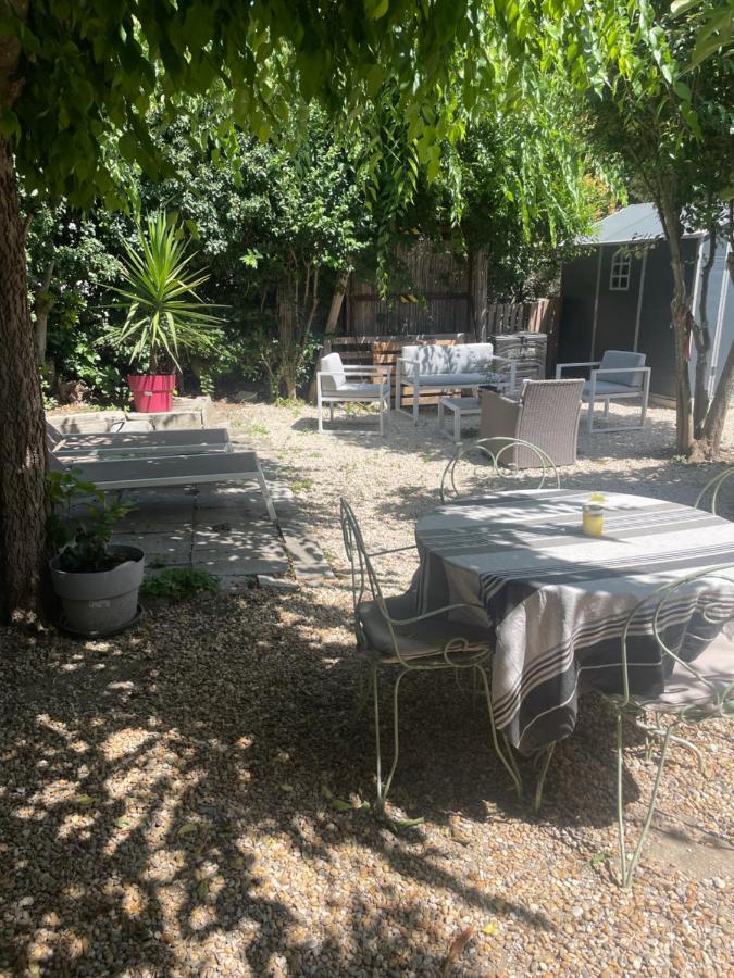Appartement Avec Jardin En Ville LʼIsle-sur-la-Sorgue Exteriér fotografie